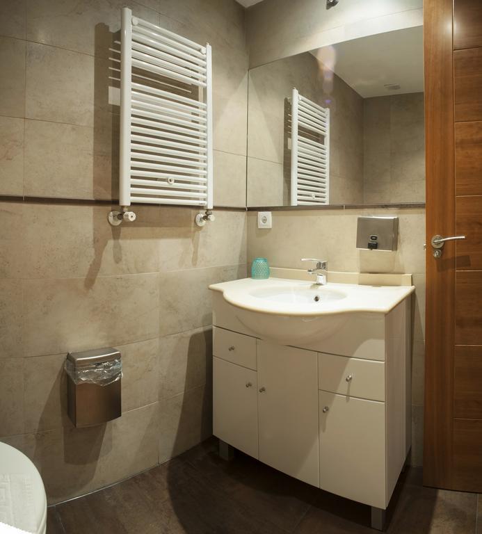 Ch Hostal Victoria Cuenca  Extérieur photo